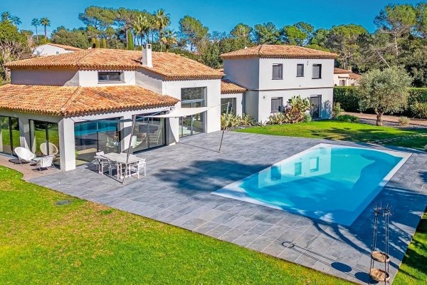 Gulf Front Pool & Spa Cottage on Florida’s Coast